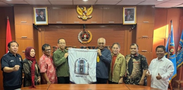 Screenshot_20260425_213945_Chrome